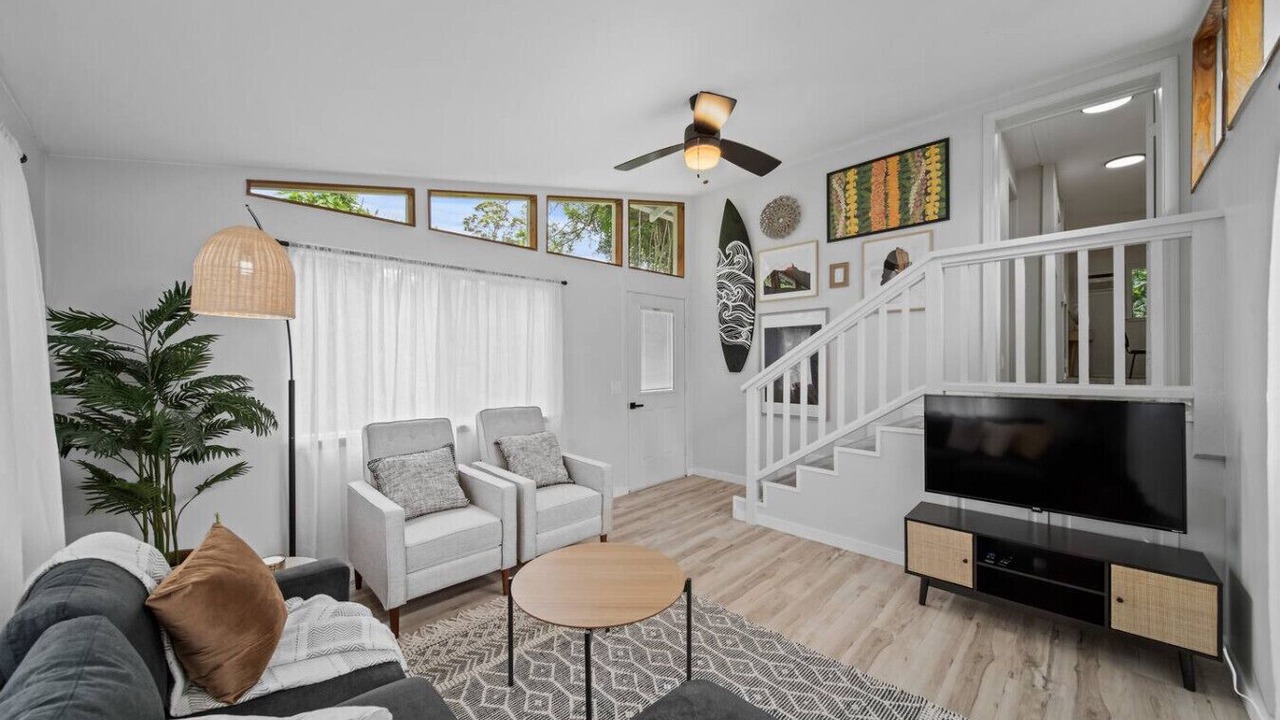 Photo of Livingroom in Hilo