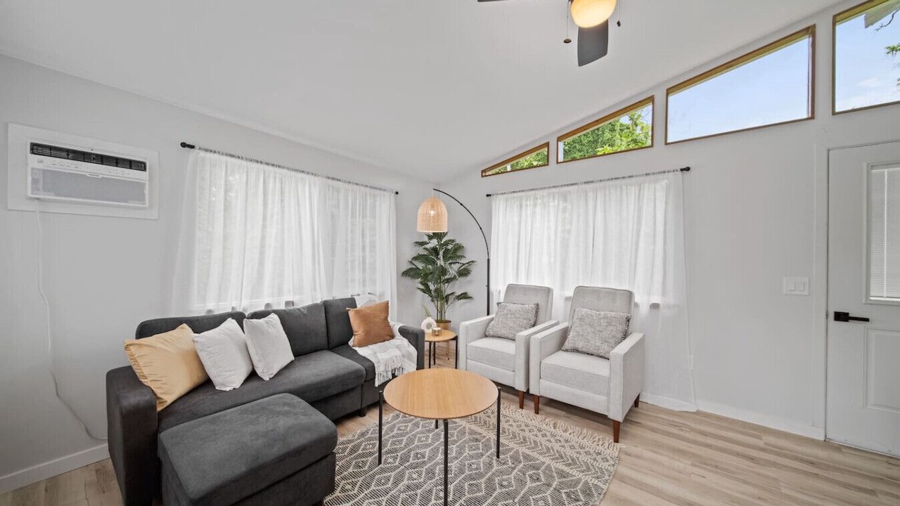 Photo of Livingroom in Hilo