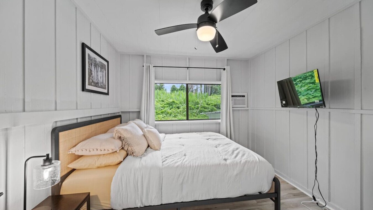 Photo of Bedroom in Hilo