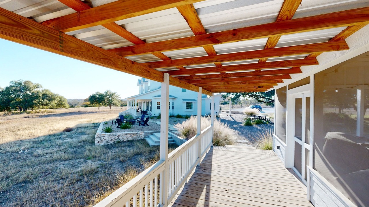 Photo of Patio Balcony in Hye