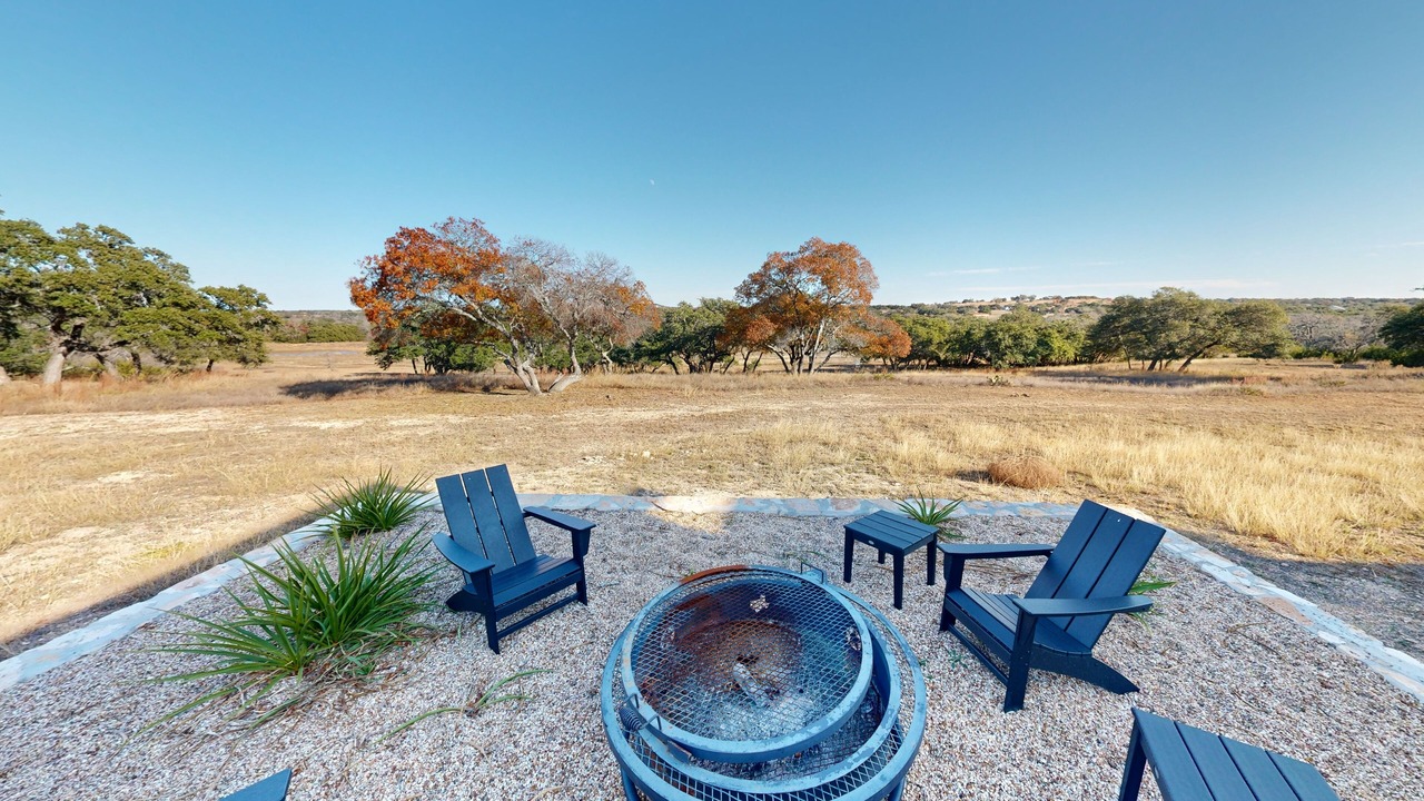 Photo of Outdoor in Hye