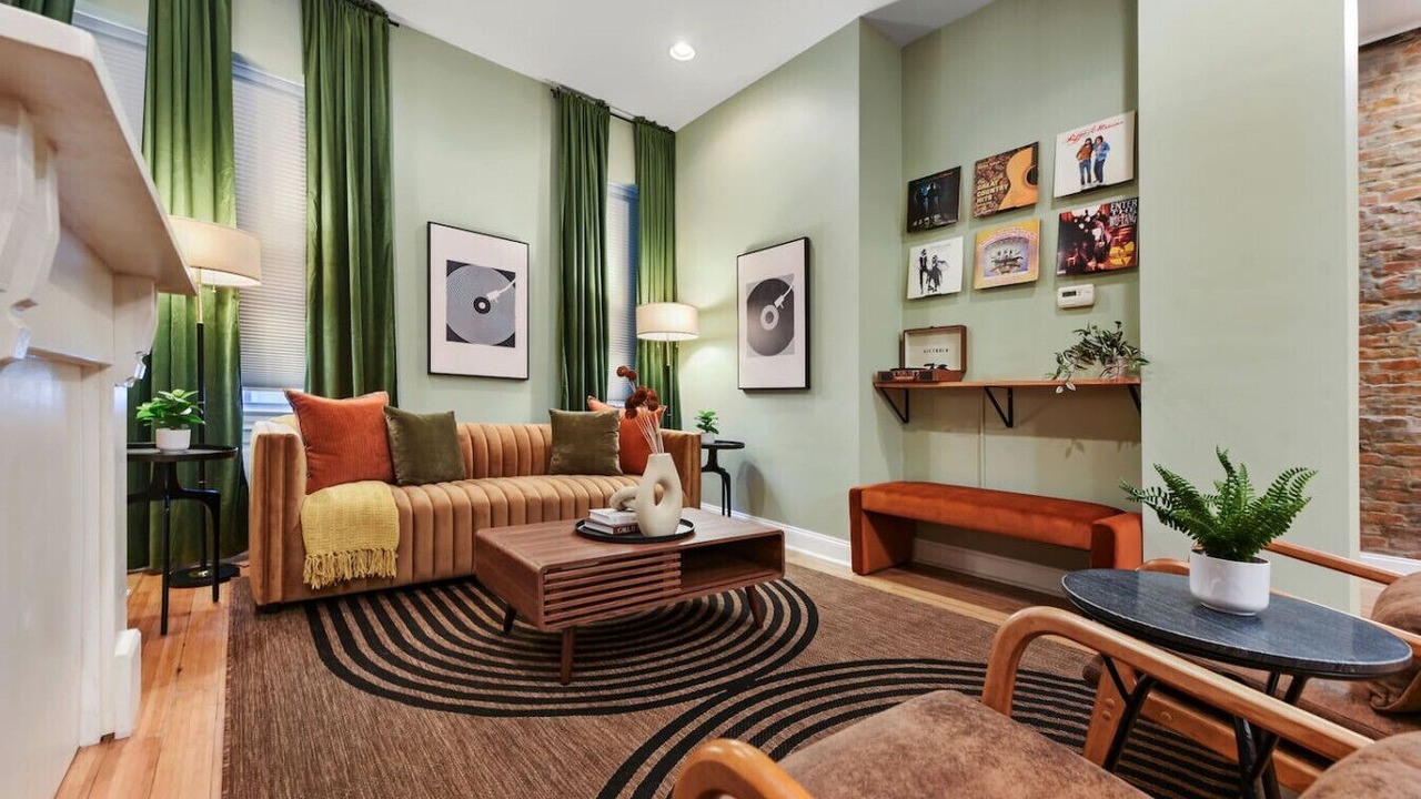 Photo of Bedroom in Lower Lawrenceville