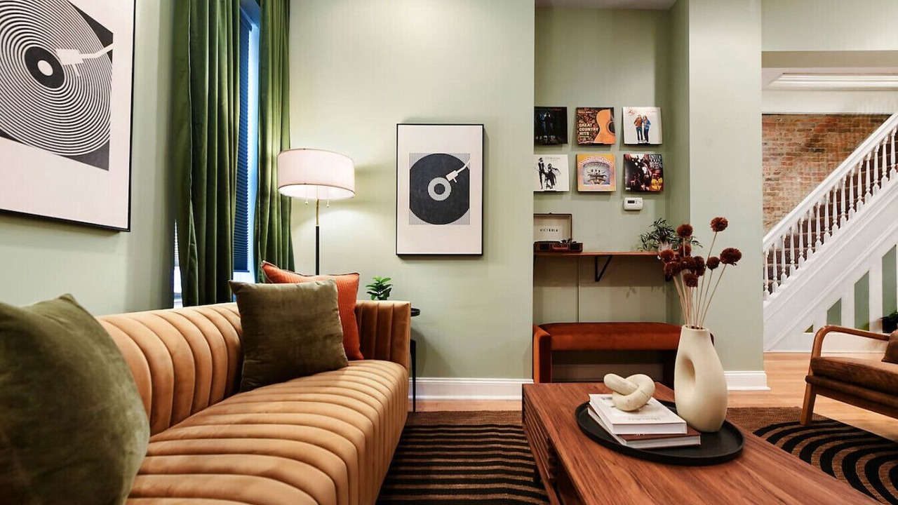 Photo of Bedroom in Lower Lawrenceville