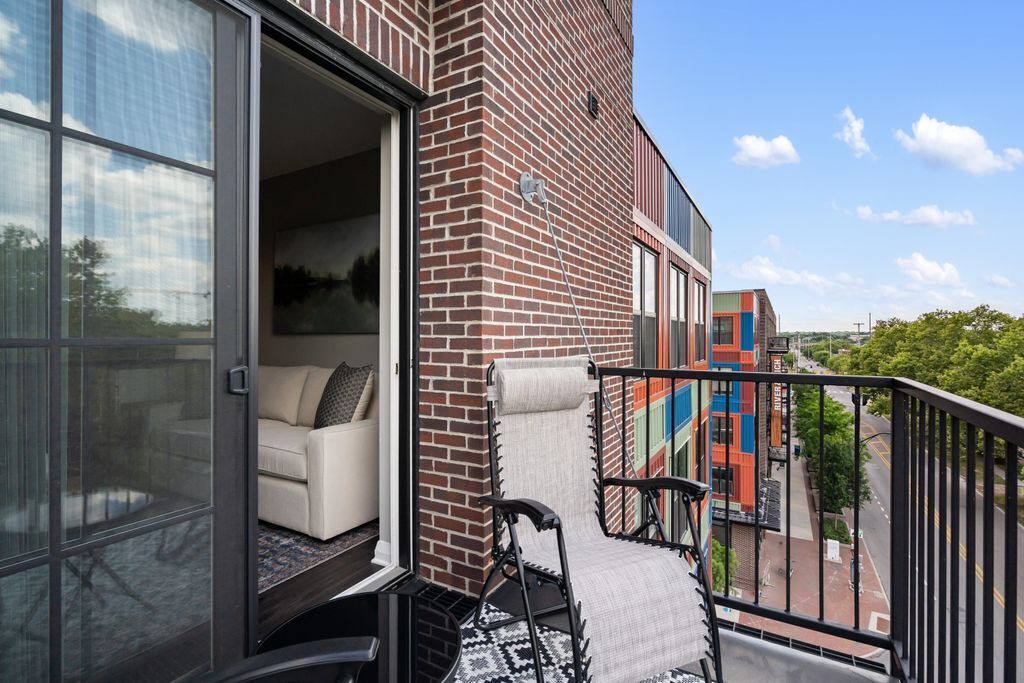 Photo of Patio Balcony in Downtown Columbus