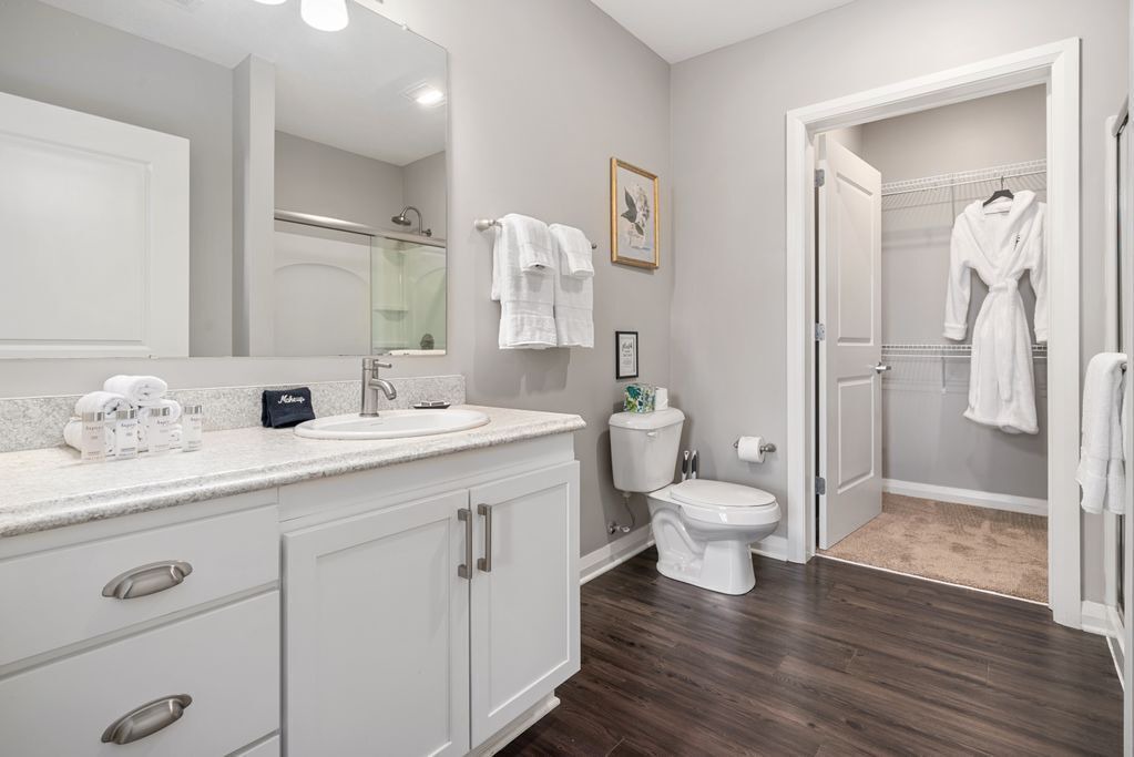 Photo of Bathroom in Downtown Columbus