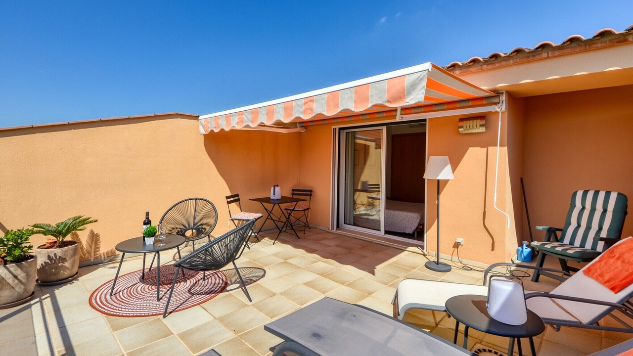Photo of Patio Balcony in El Mas Isaac