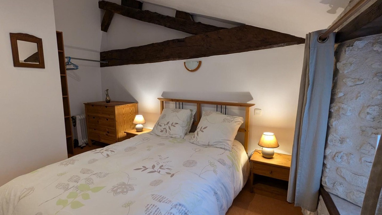 Photo of Bedroom in Angeduc