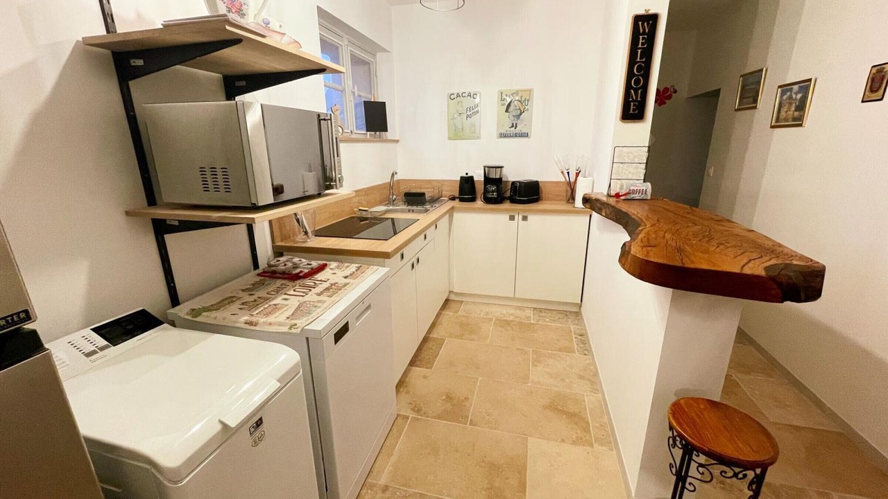 Photo of Kitchen in Sublaines