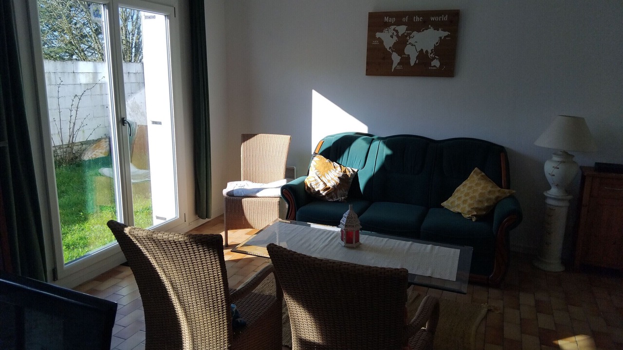Photo of Livingroom in Chassey-Beaupre