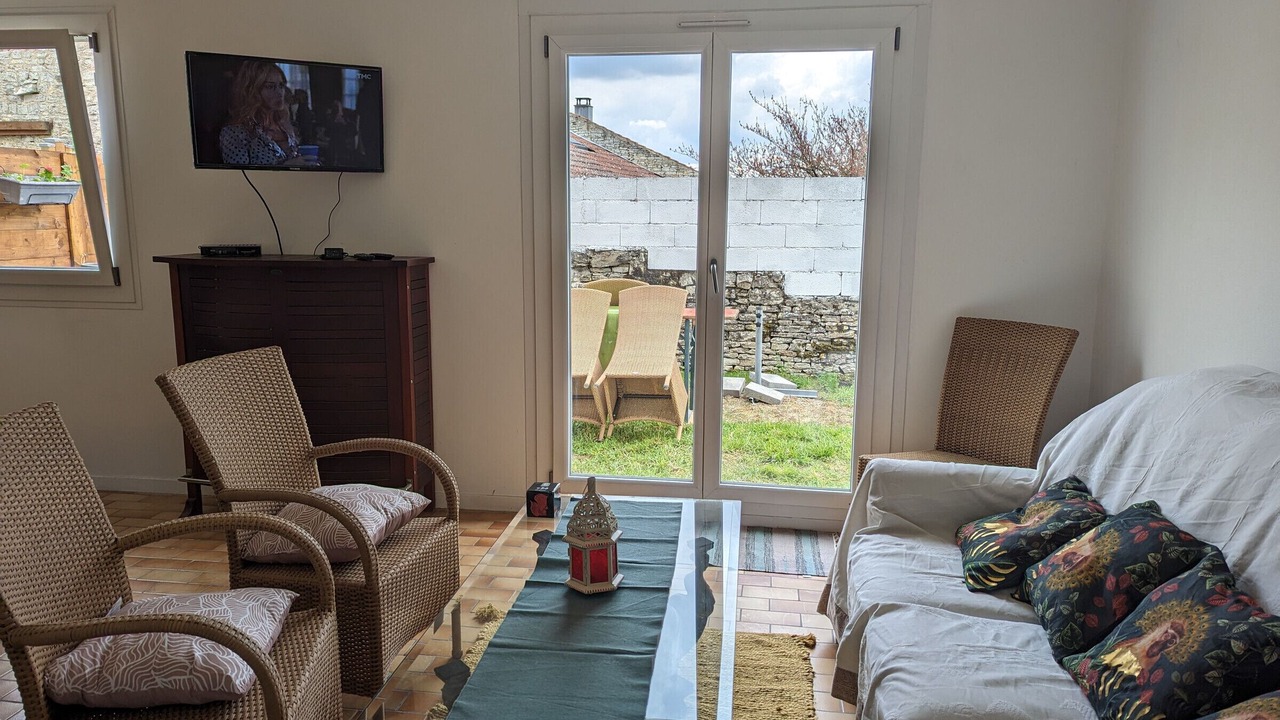 Photo of Livingroom in Chassey-Beaupre