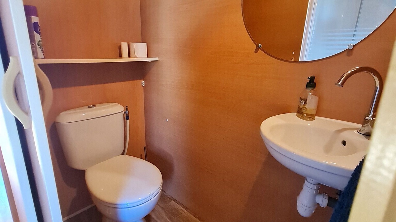 Photo of Bathroom in Burthecourt-aux-Chenes