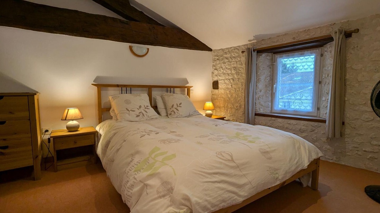 Photo of Bedroom in Angeduc