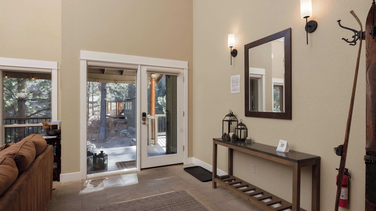 Photo of Livingroom in RiverWild