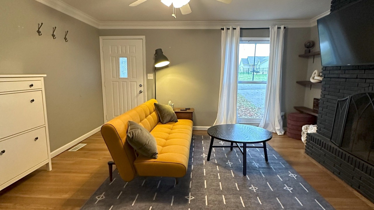 Photo of Livingroom in O'Fallon