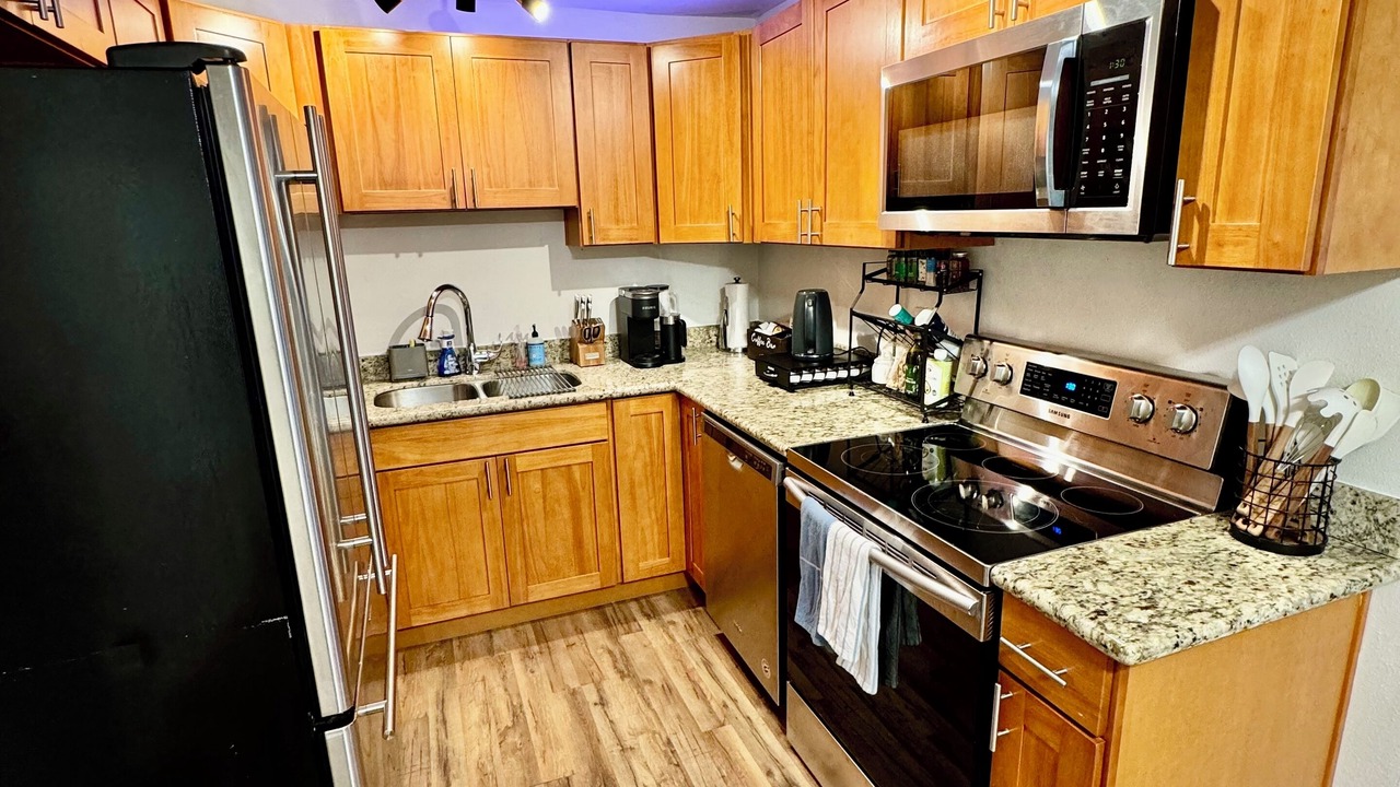 Photo of Kitchen in White Center