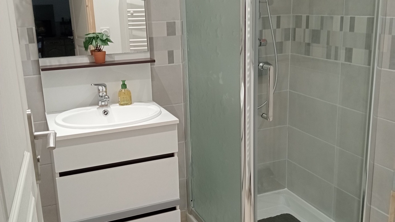 Photo of Bathroom in Meusnes