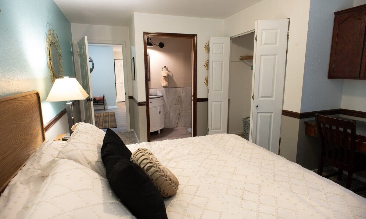Photo of Bedroom in Deer Park