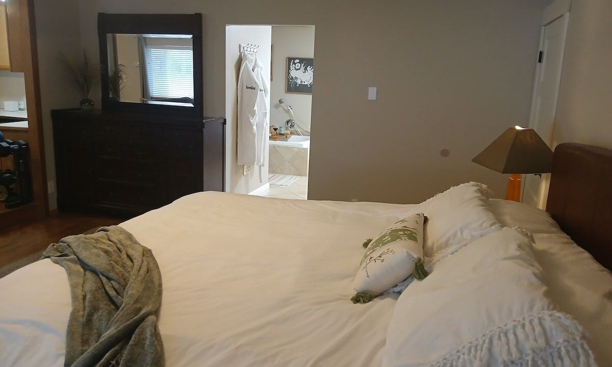 Photo of Bedroom in Deer Park