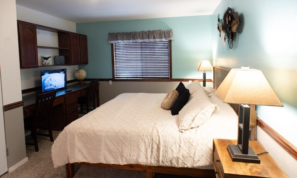 Photo of Bedroom in Deer Park