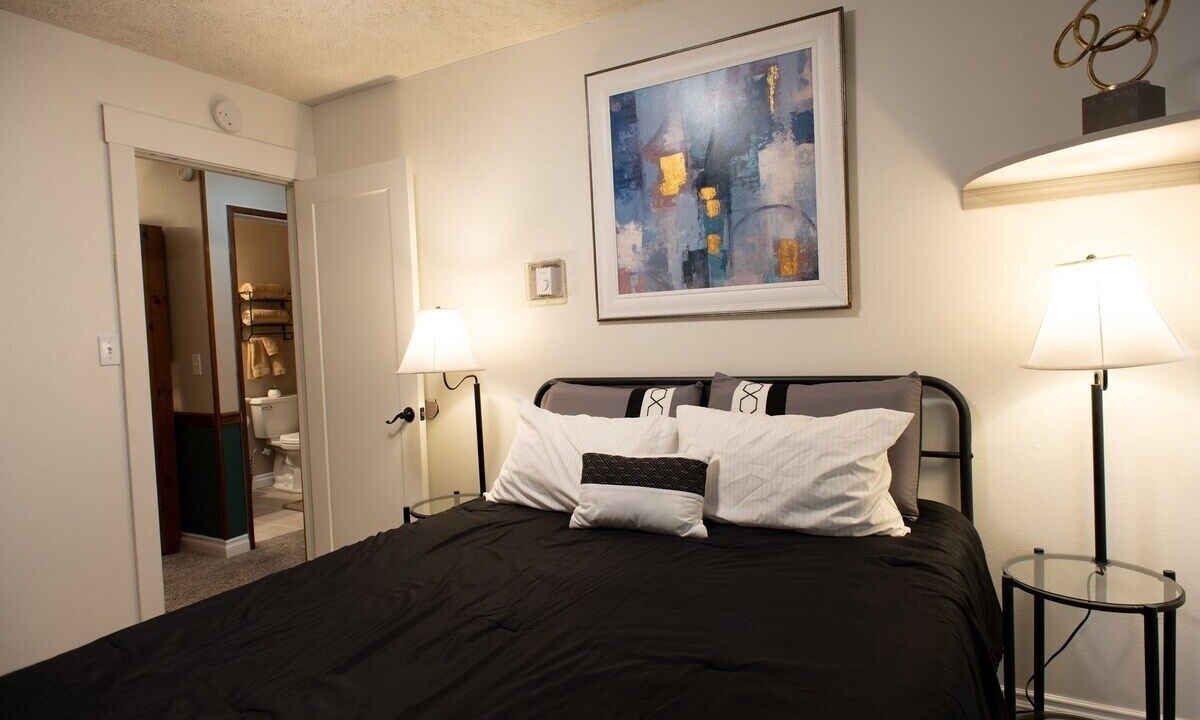 Photo of Bedroom in Deer Park