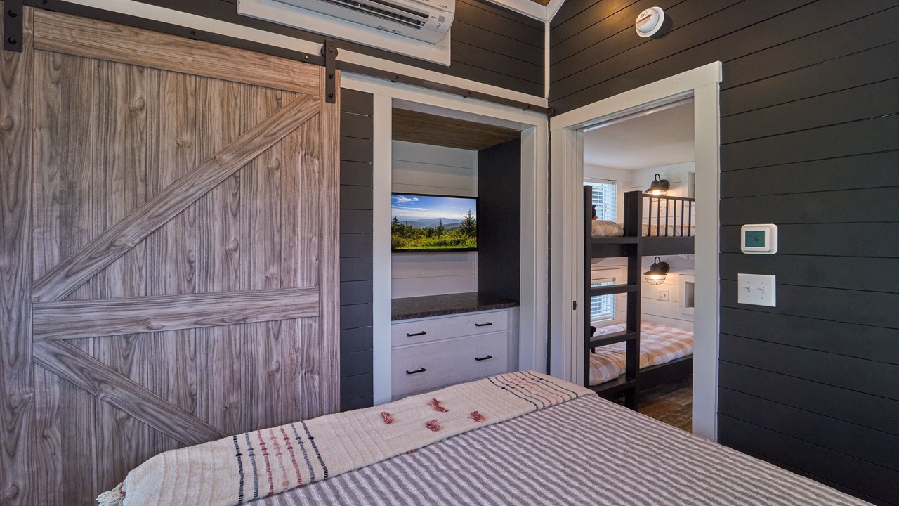 Photo of Bedroom in Sevierville