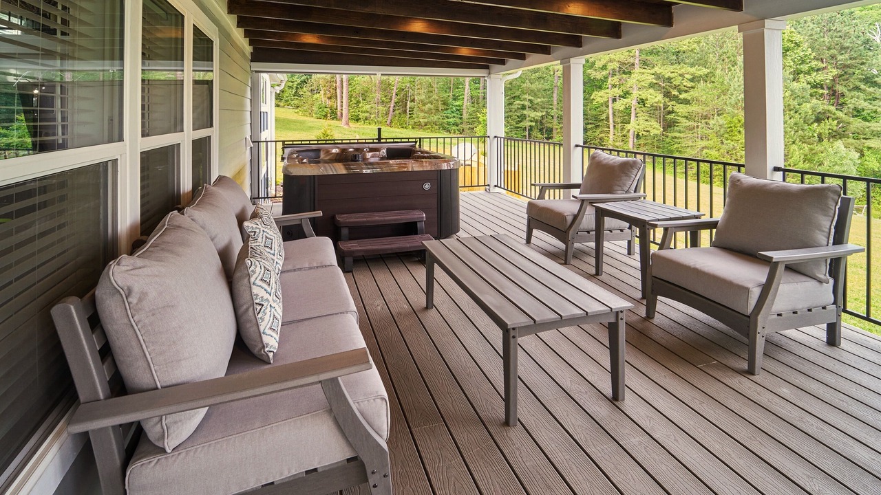 Photo of Patio Balcony in Sevierville