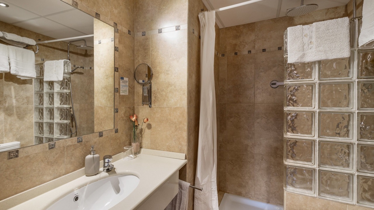 Photo of Bathroom in Daroca