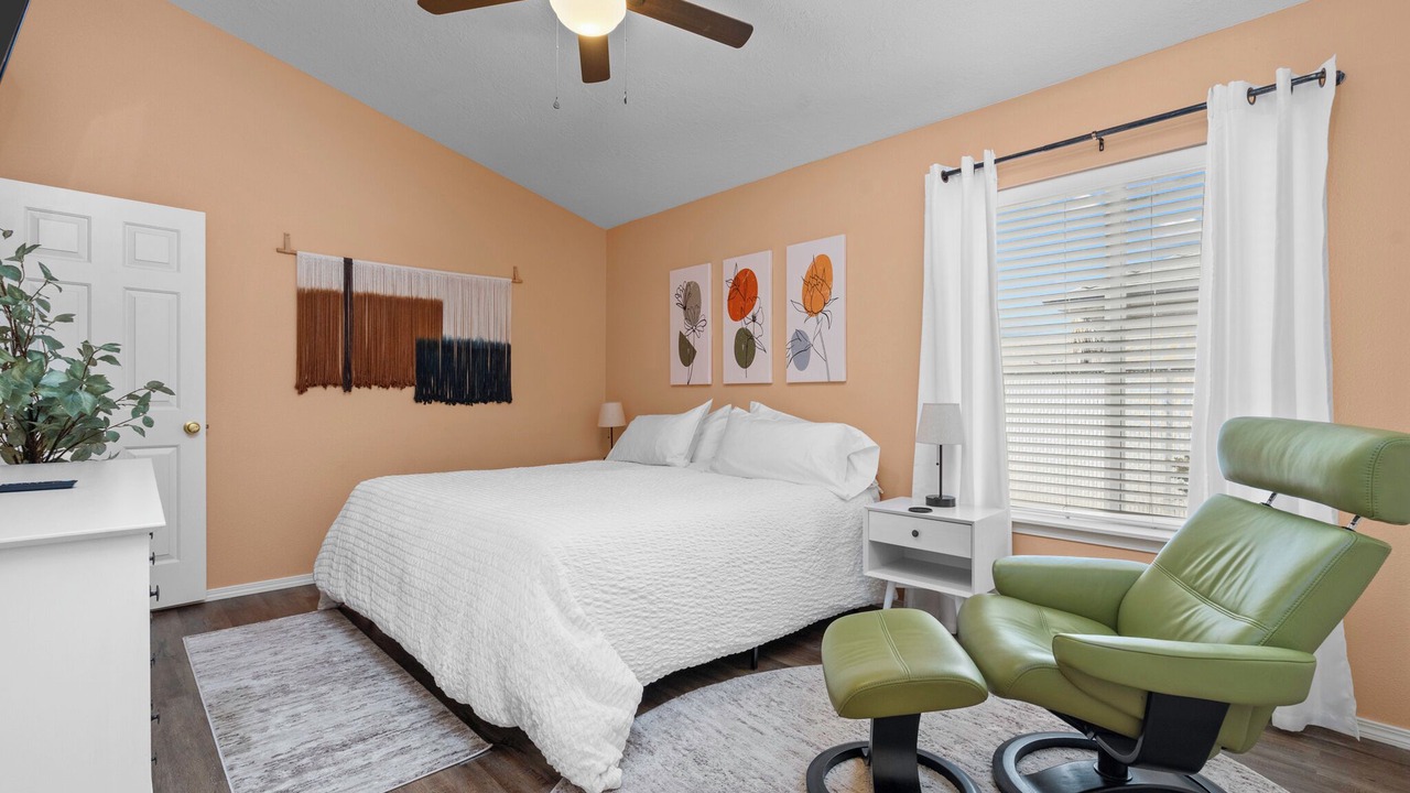 Photo of Bedroom in Keizer