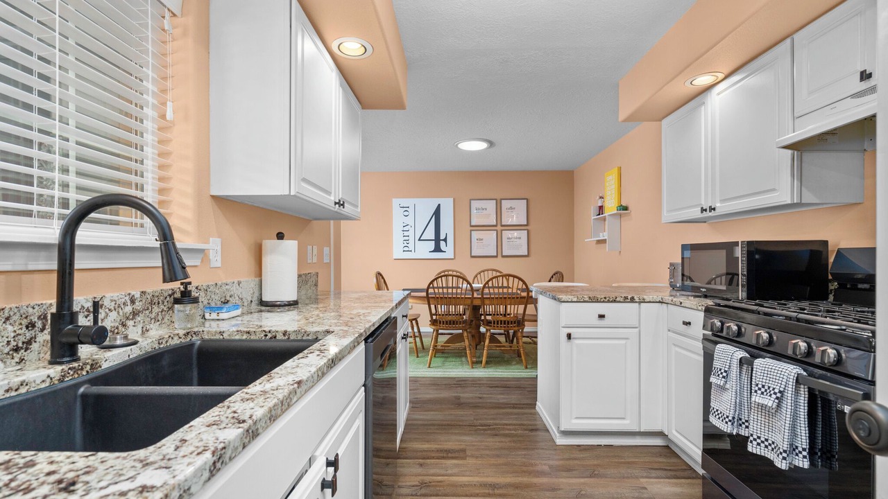 Photo of Kitchen in Keizer