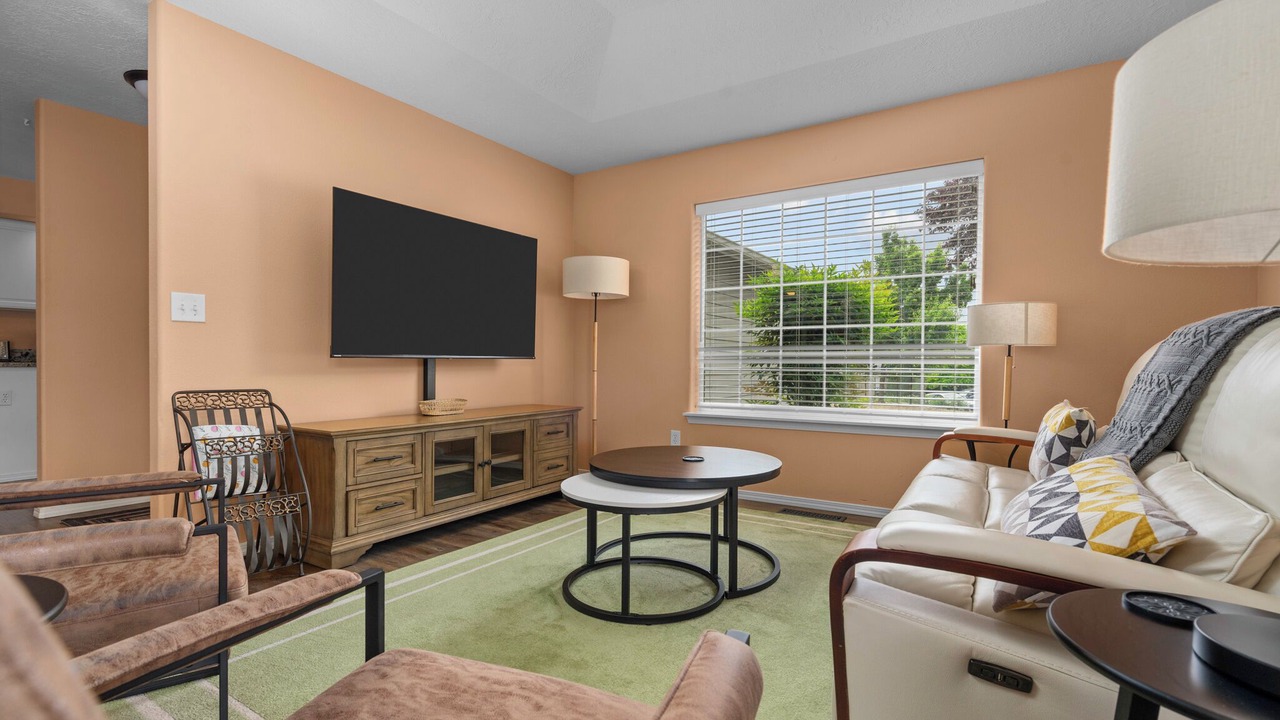 Photo of Livingroom in Keizer