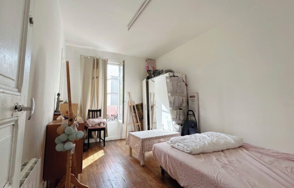 Photo of Bedroom in Cachan
