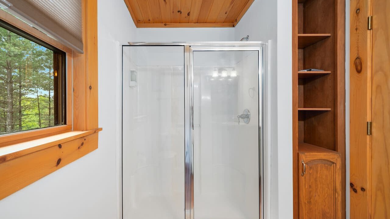 Photo of Bathroom in Vein Mountain