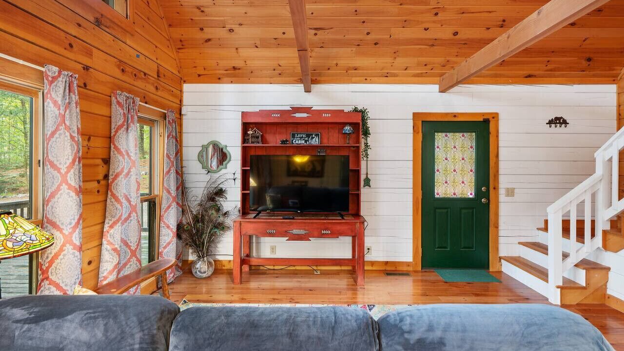 Photo of Livingroom in Vein Mountain