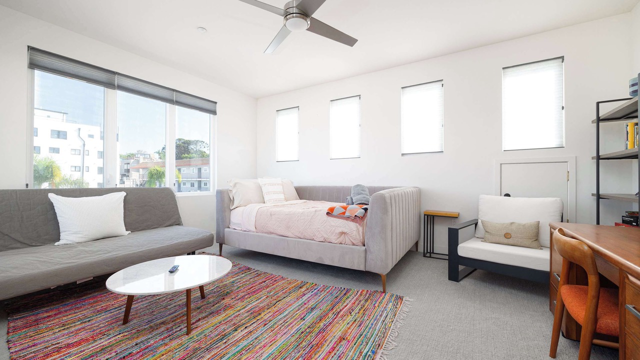 Photo of Livingroom in Bankers Hill