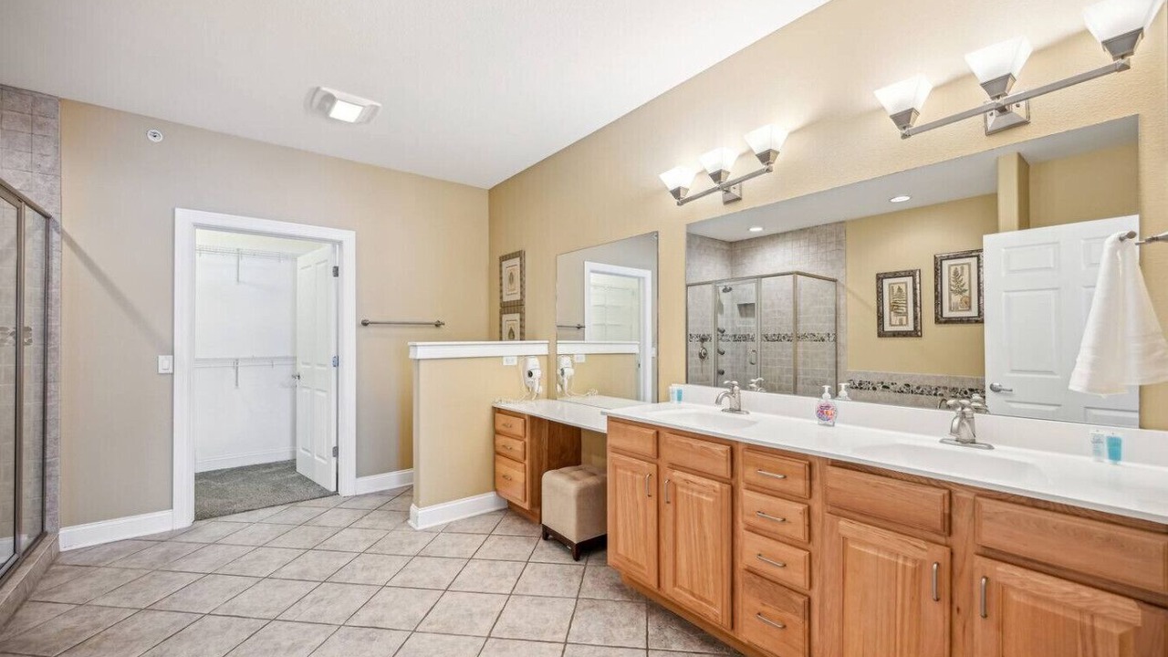 Photo of Bathroom in Lake Delton