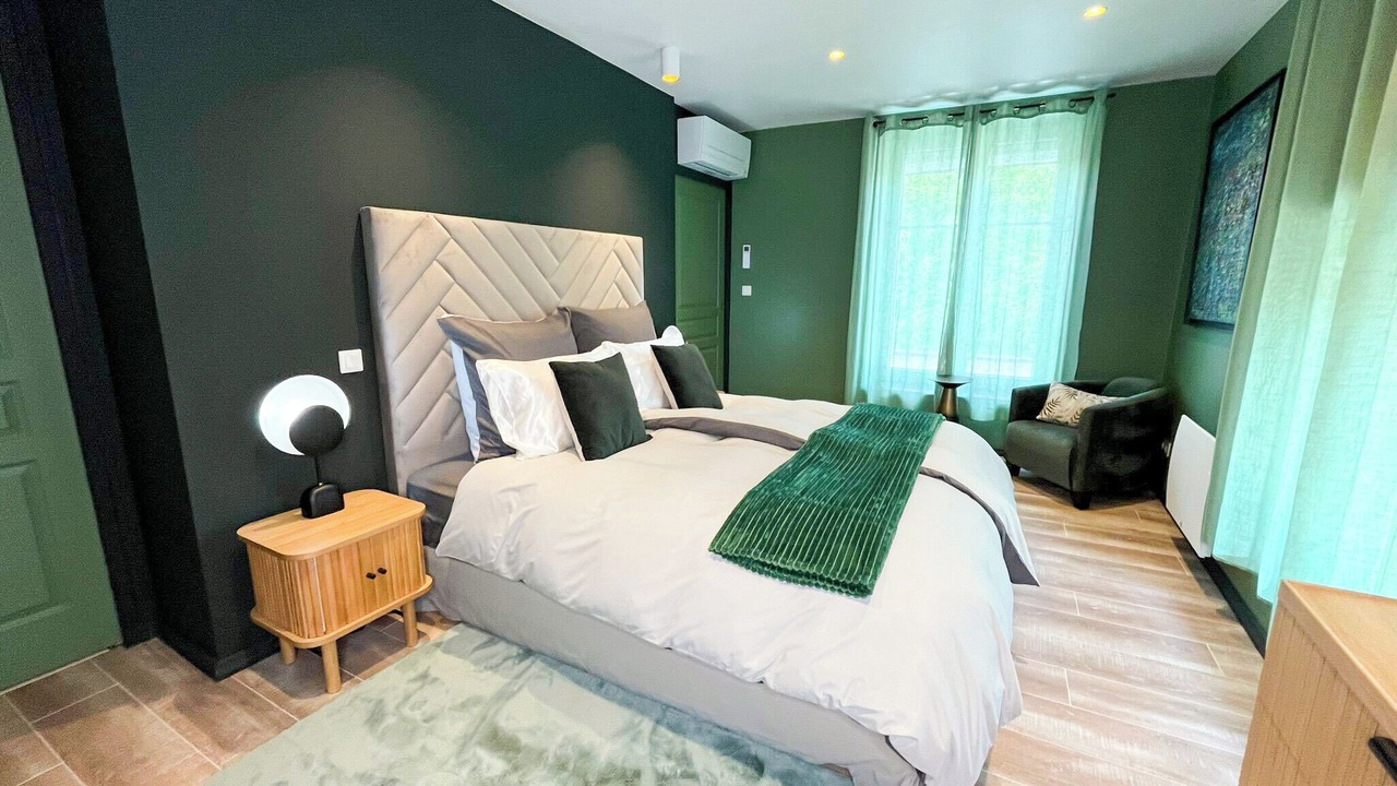 Photo of Bedroom in Saint-Hilaire-le-Petit