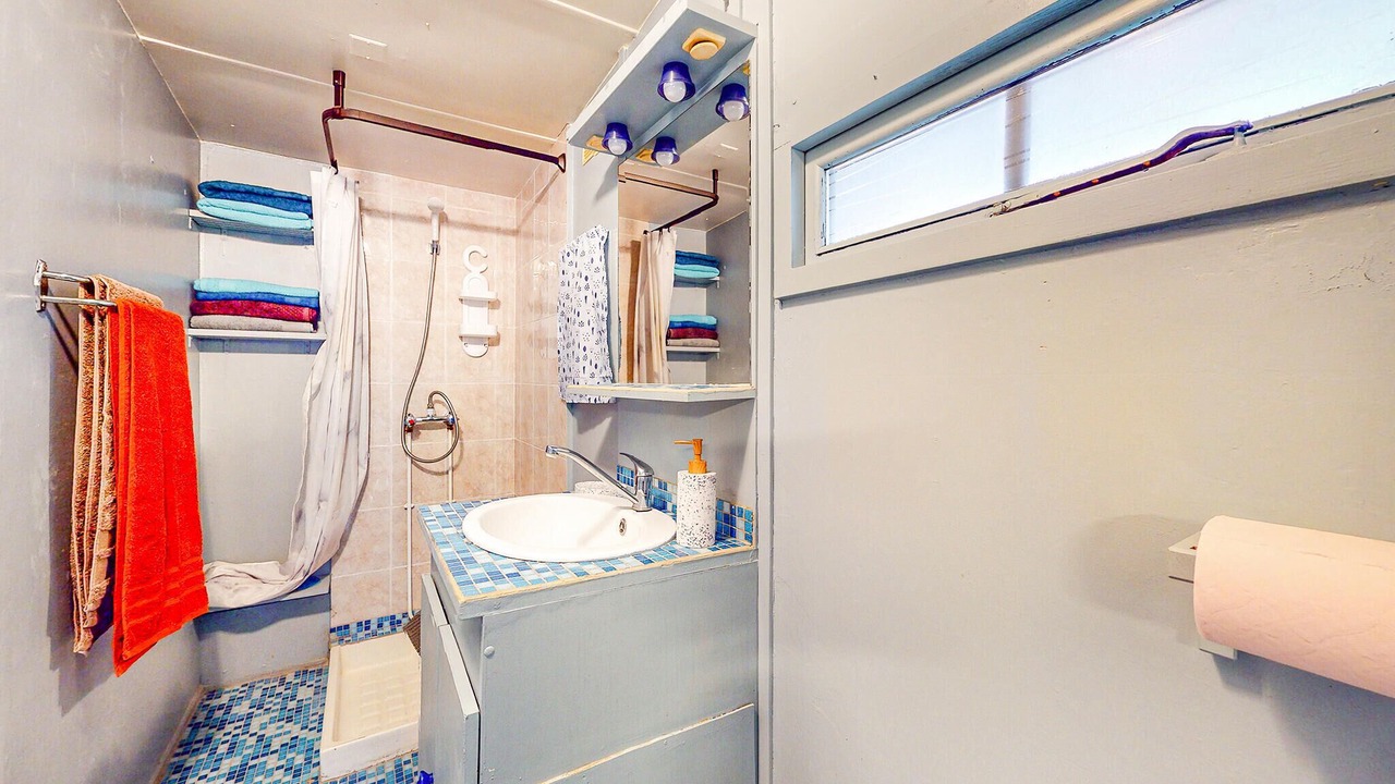 Photo of Bathroom in Egriselles-le-Bocage
