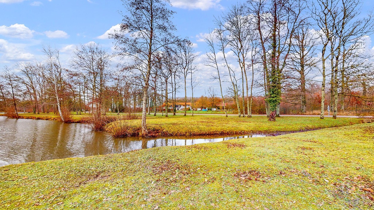 Photo of Others in Egriselles-le-Bocage