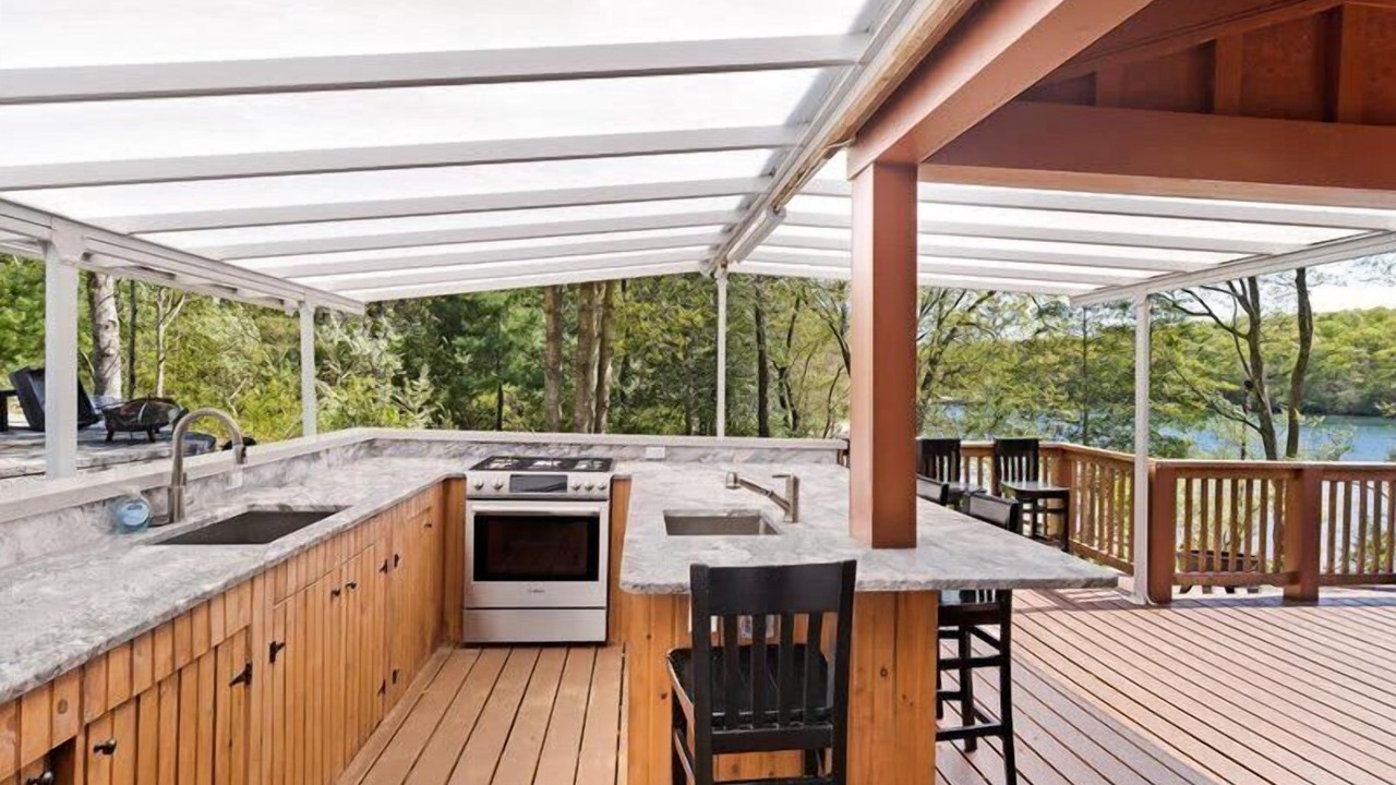 Photo of Outdoor in Sandwich