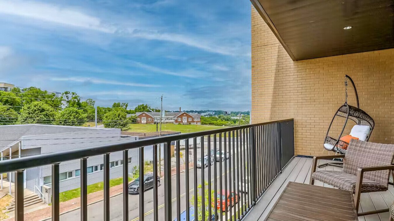 Photo of Patio Balcony in Rolling Mill Hill
