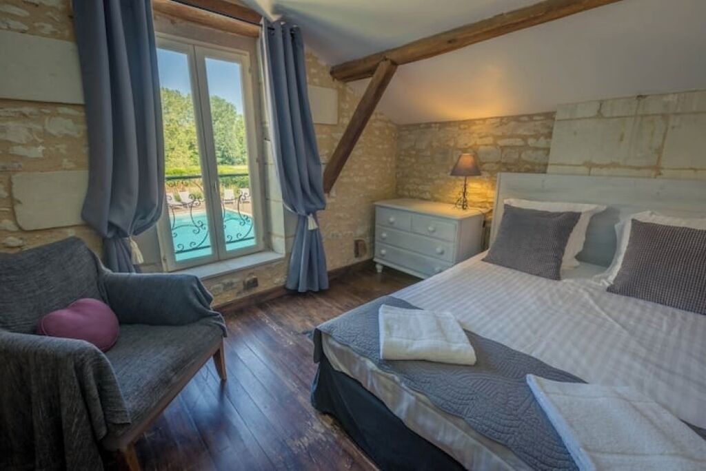 Photo of Bedroom in Saires