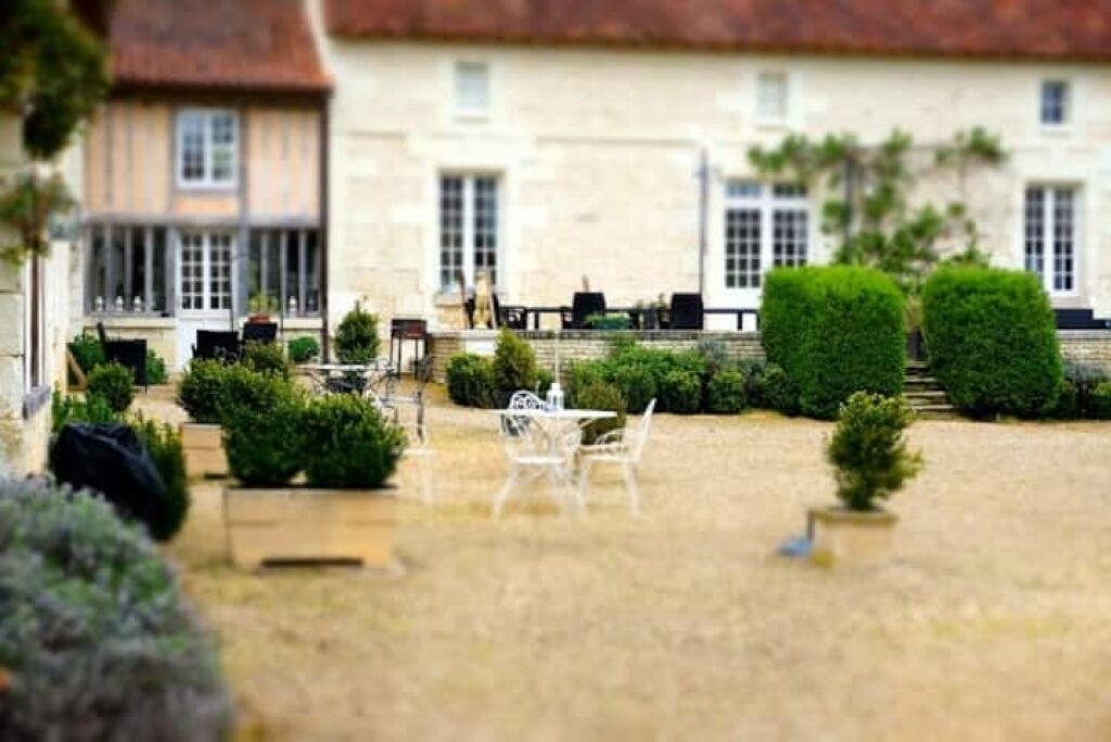 Photo of Outdoor in Saires