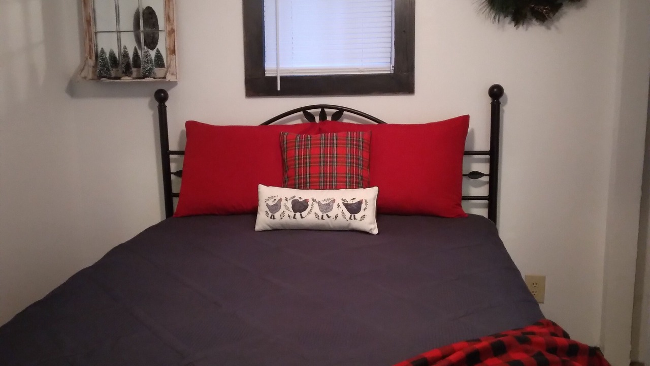 Photo of Bedroom in Palestine