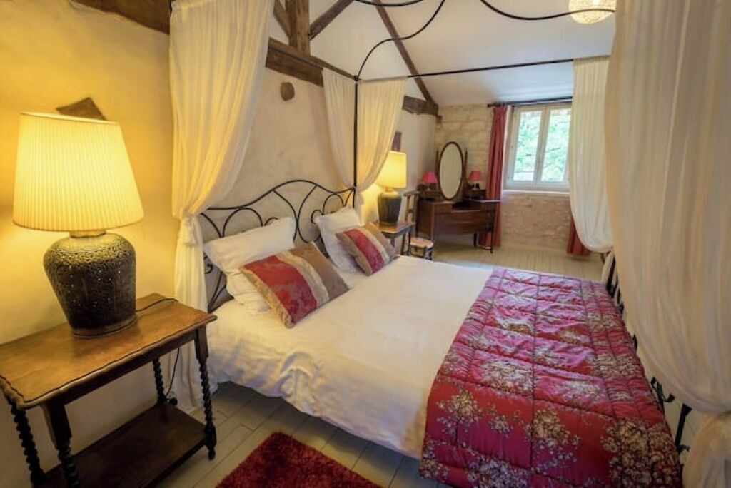 Photo of Bedroom in Saires