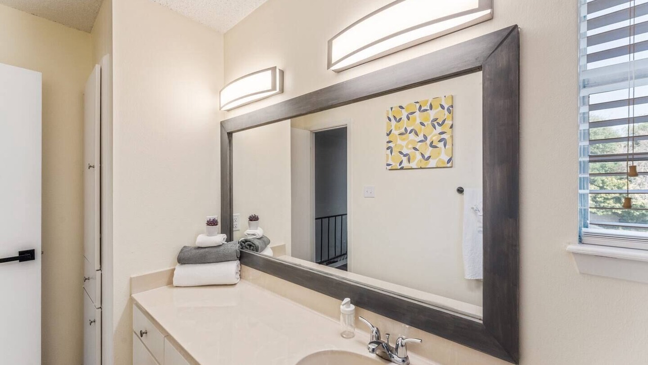 Photo of Bathroom in North Austin Civic Association