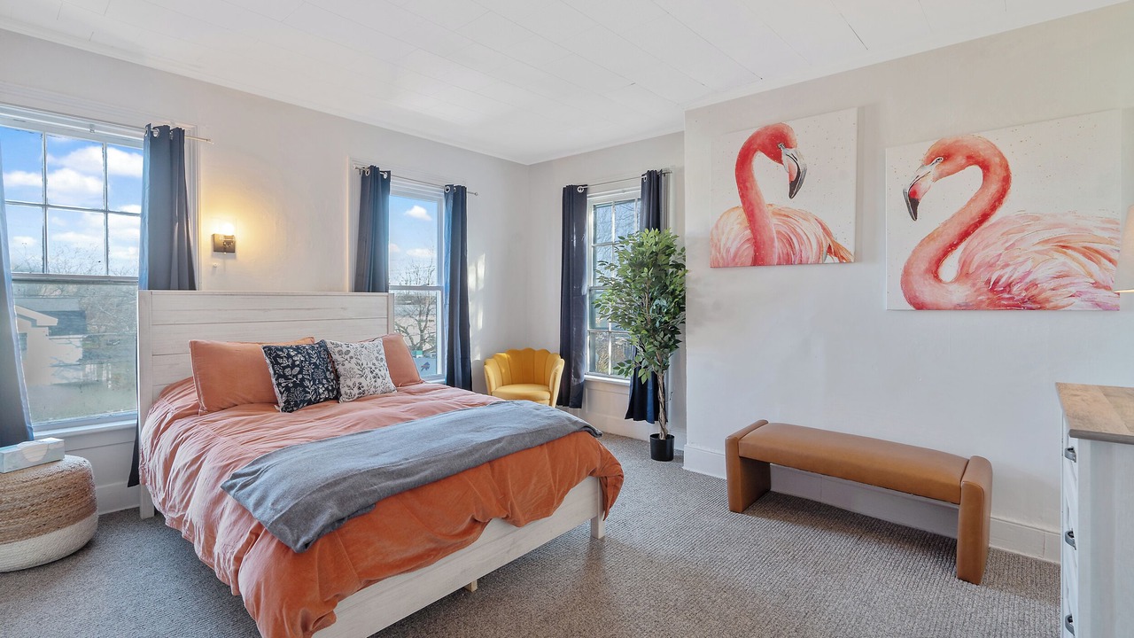 Photo of Bedroom in Oswego