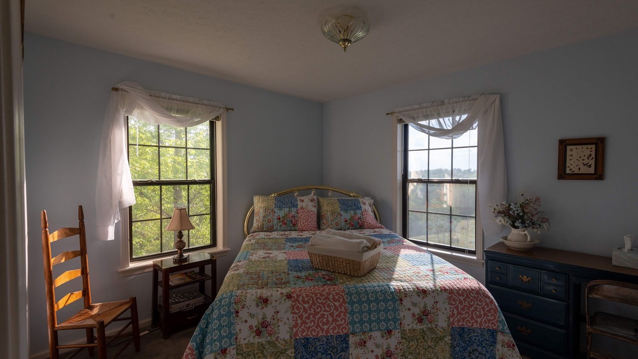 Photo of Bedroom in Harriet