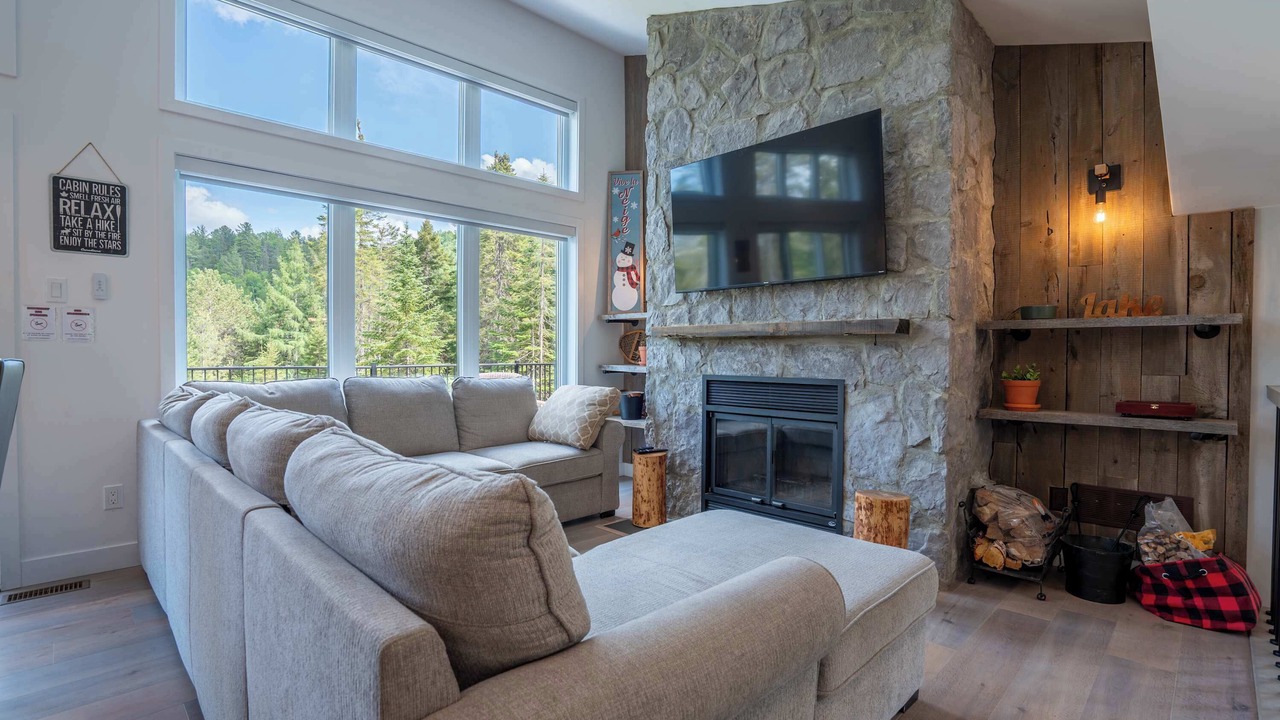 Photo of Livingroom in Saint Come