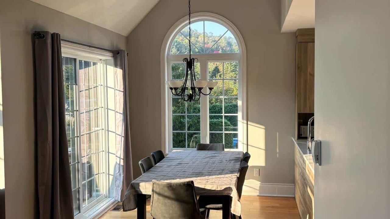 Photo of Livingroom in Saint-Sauveur