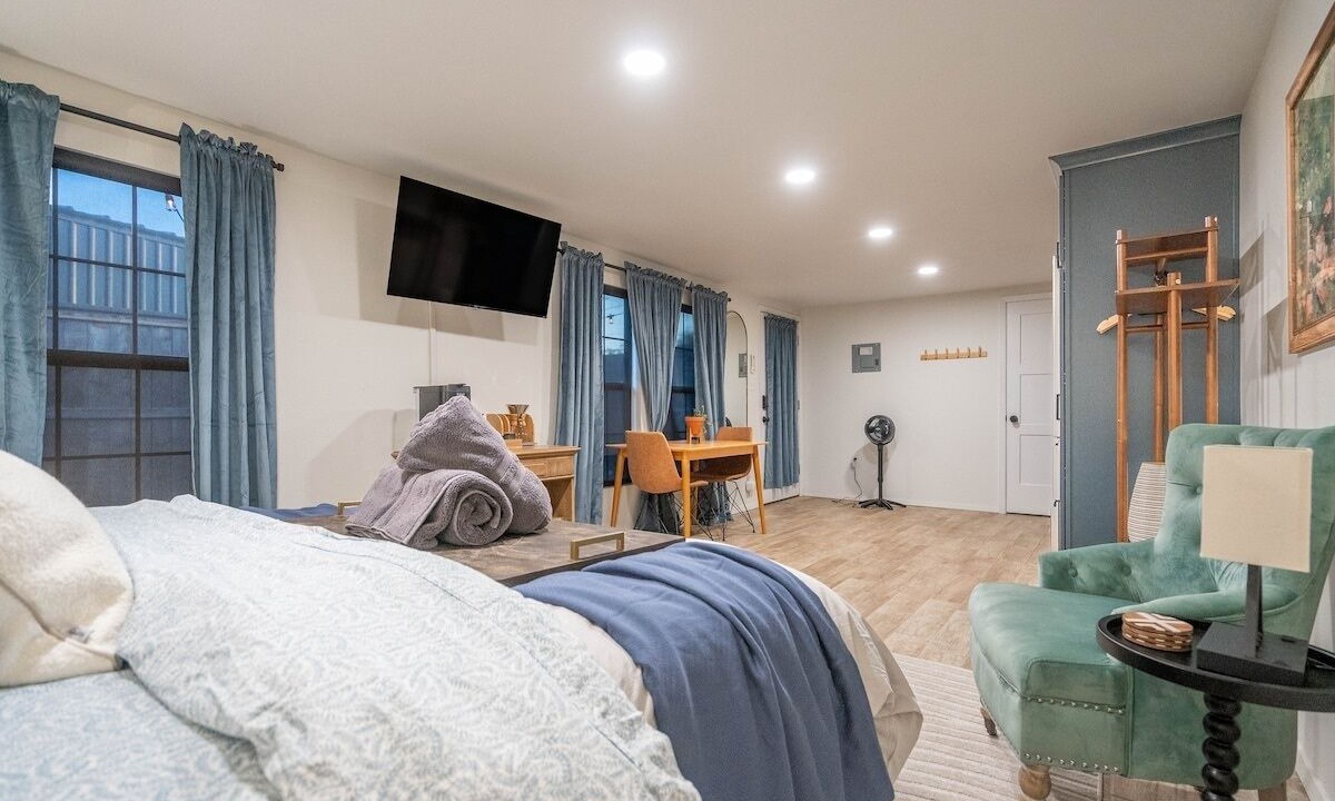 Photo of Bedroom in Midland